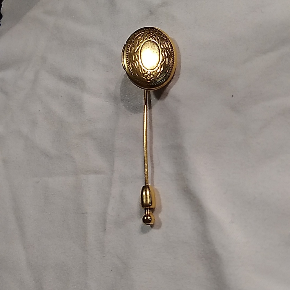 Vintage Gold-Tone Stick Pin Locket with Engraved Oval Head
